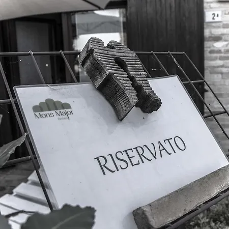 Vakantiehuis Mons Major Relais *